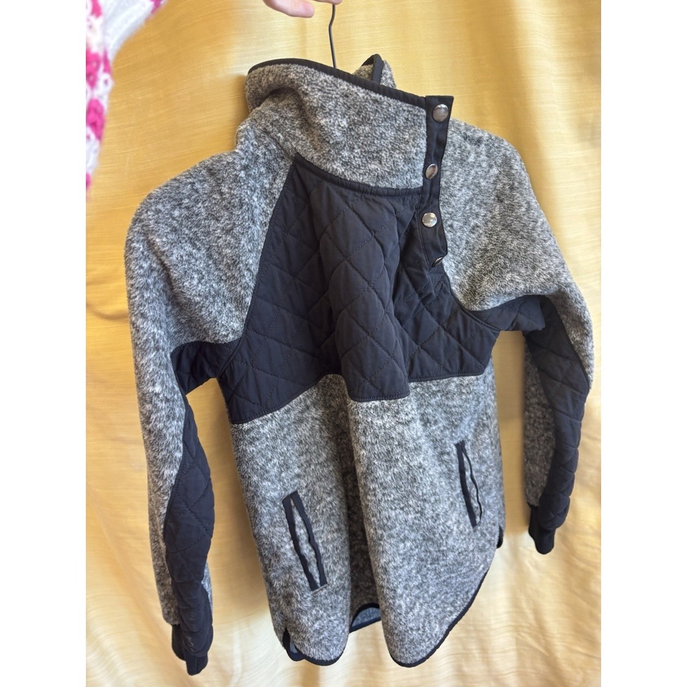 Abercrombie & Fitch Women's Gray Black Quilted Button Jacket with Pockets S